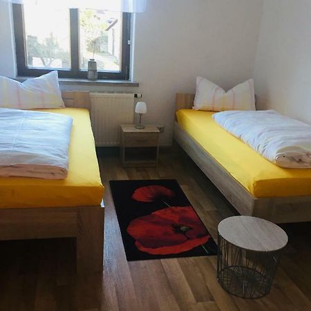 Turmvilla Vogtland Oelsnitz  ภายนอก รูปภาพ