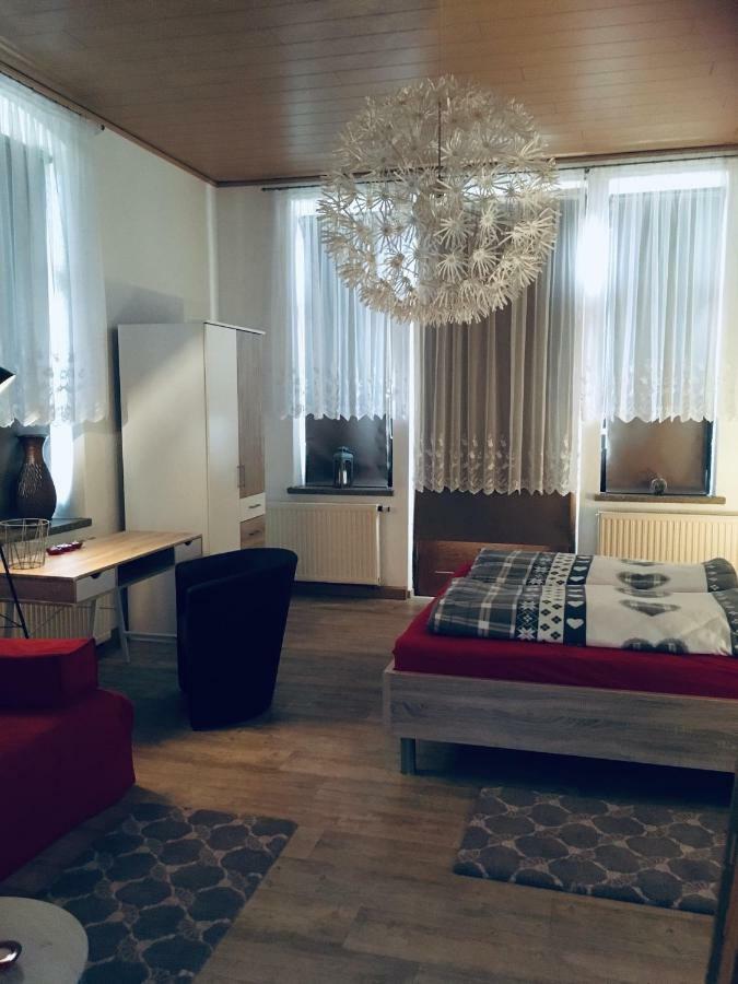 Turmvilla Vogtland Oelsnitz  ภายนอก รูปภาพ